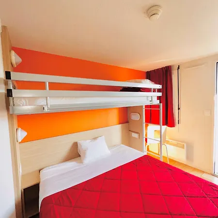 Premiere Classe St Quentin En Yvelines Elancourt * Trappes