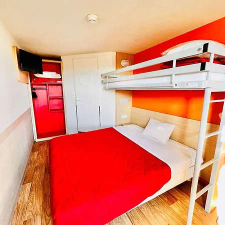 Premiere Classe Saint Quentin En Yvelines - Elancourt Hotel