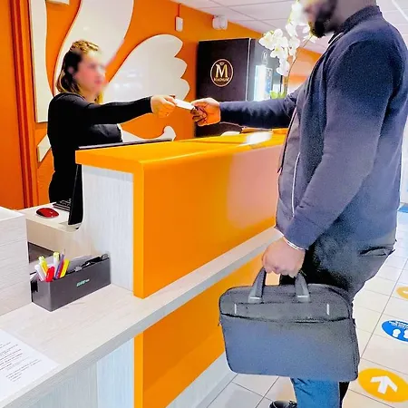 Hotel Premiere Classe St Quentin En Yvelines Elancourt *