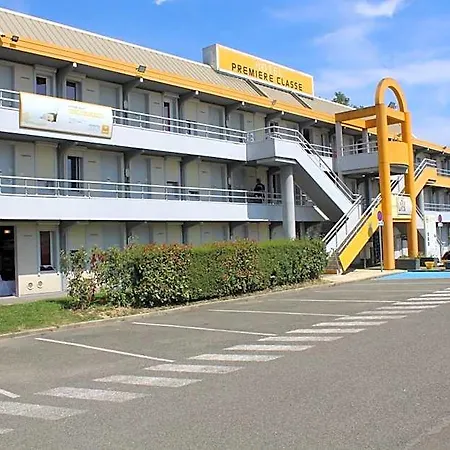 Premiere Classe St Quentin En Yvelines Elancourt * Trappes