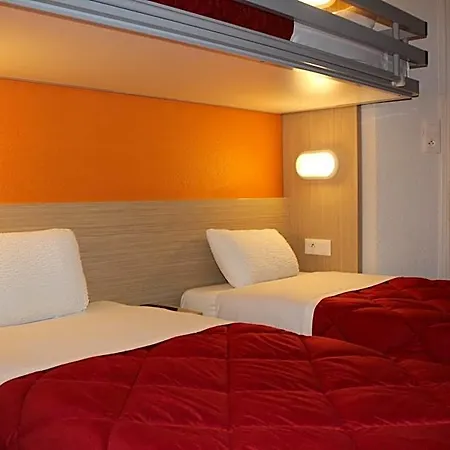 Premiere Classe St Quentin En Yvelines Elancourt *
