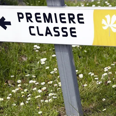 Premiere Classe Saint Quentin En Yvelines - Elancourt *