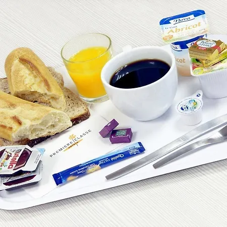 Otel Premiere Classe St Quentin En Yvelines Elancourt *