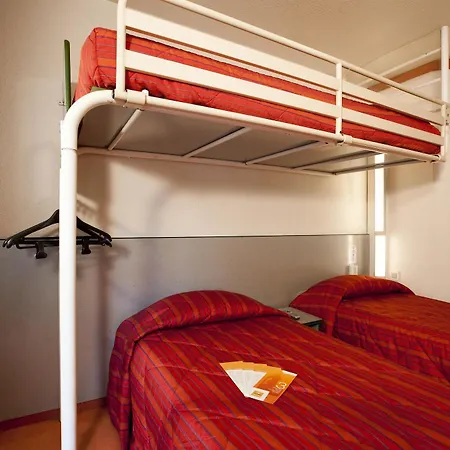 Hotel Premiere Classe St Quentin En Yvelines Elancourt Trappes